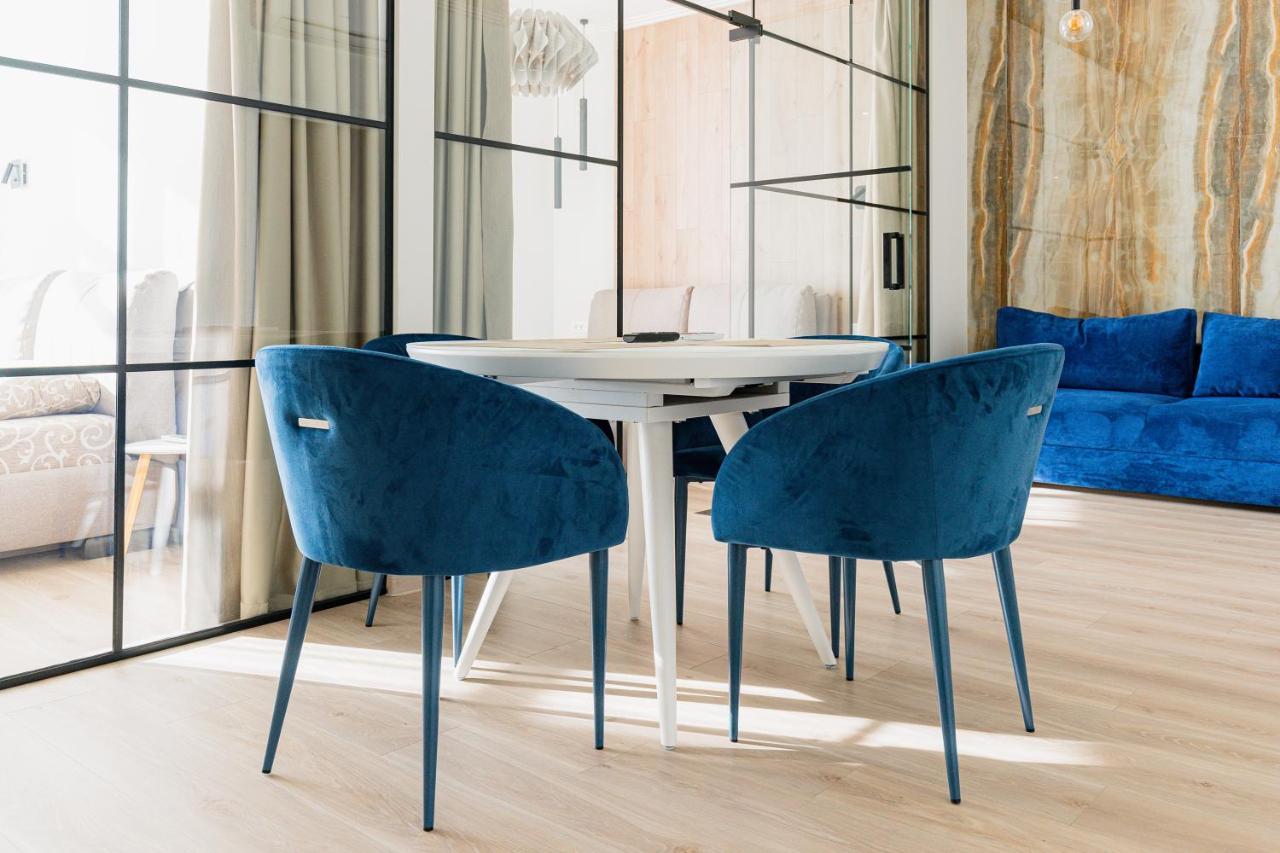 Sea Symphony Luxury 3-Bedrooms Apartment โอเดสซา ภายนอก รูปภาพ